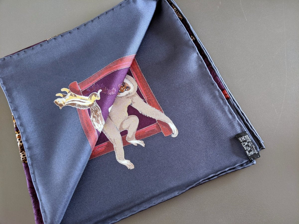 Hermes 2012 Bleu-Gris/Violet TENDRESSE FELINE by Robert Dallet Blanc Matt Overprint Twill 90, New! - poupishop