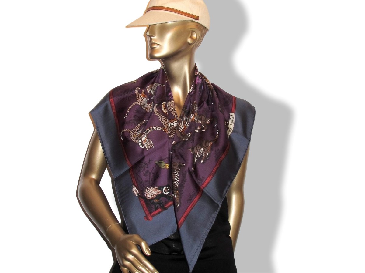 Hermes 2012 Bleu-Gris/Violet TENDRESSE FELINE by Robert Dallet Blanc Matt Overprint Twill 90, New!