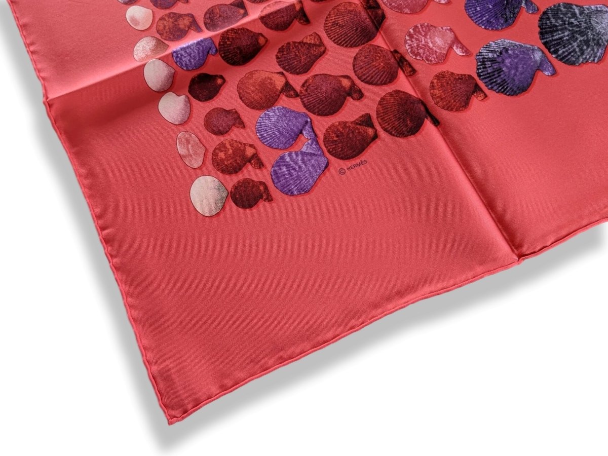 Hermes 2012 Bourguinvillier/Gris/Violet COQUILLES by Robert Delpire Twill 90, New!