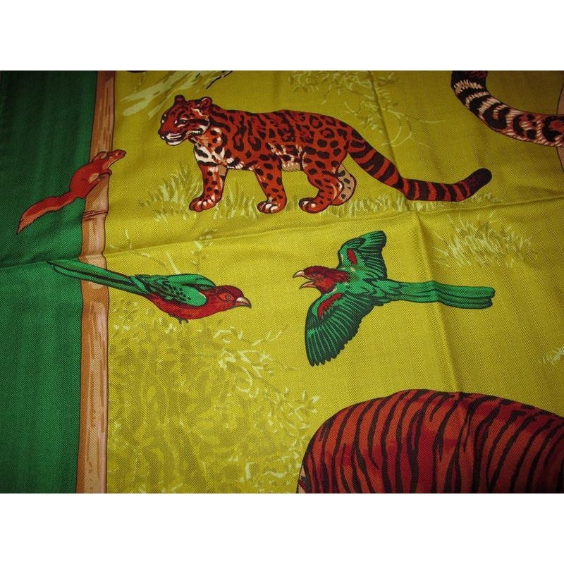 Hermes 2012 cw06 Chartreuse Tendresse Feline Cashmere 140, New! - poupishop