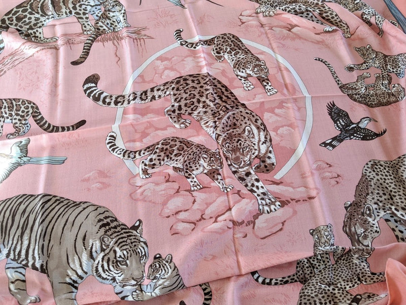 Hermes 2012 Rose TENDRESSE FELINE by Robert Dallet Cashmere Shawl 140, New!