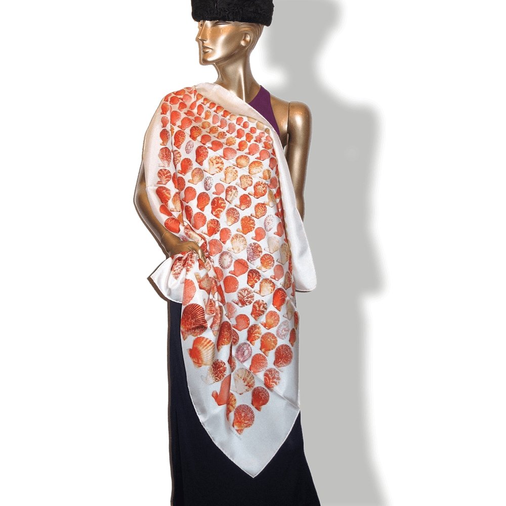Hermes Coquilles by Robert Delpire Twill 90