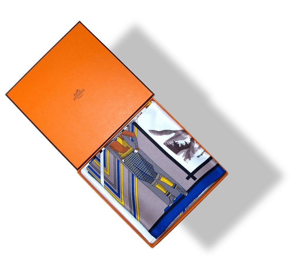 Hermes 2013 Beige Etoupe Blue Aux Sports d'Hiver Vintage Silk 70, NIB! - poupishop
