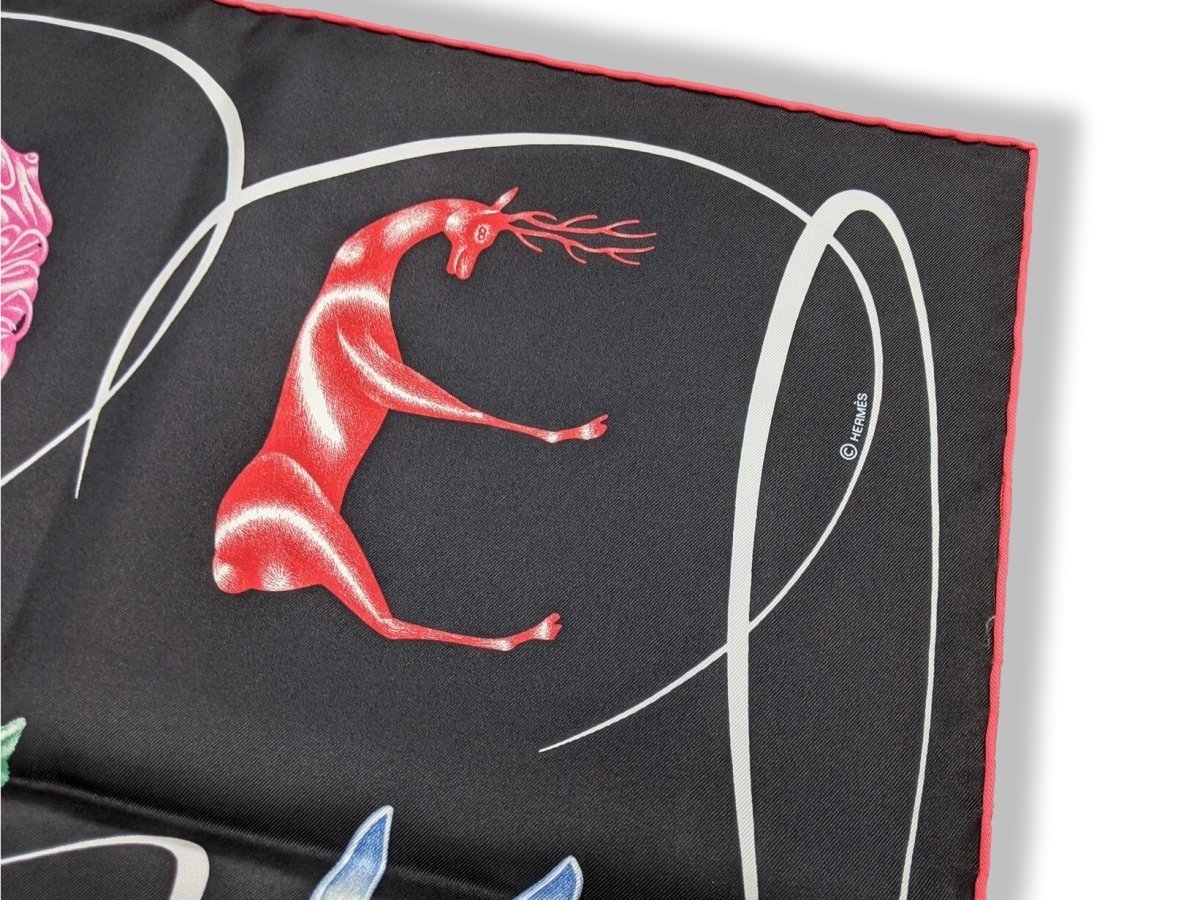 Hermes 2014 Noir/Blanc/Rouge FAUNE LETTREE by Florence Manlik Twill 90
