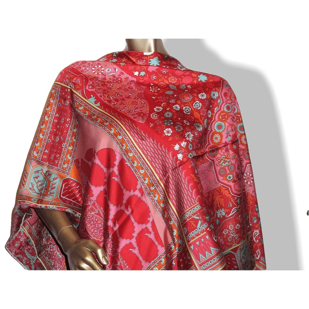 Hermes Tapis Persans by Pierre-Marie Carre Geant Twill Plume 140