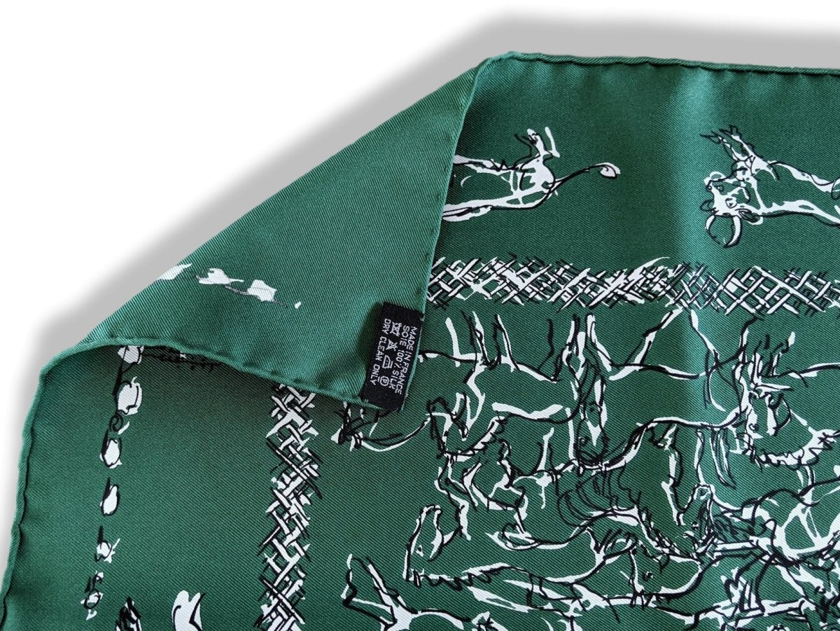 Hermes Green/White RANCH BANDANA by Philippe Dumas Twill Silk Carre 55, Mint!