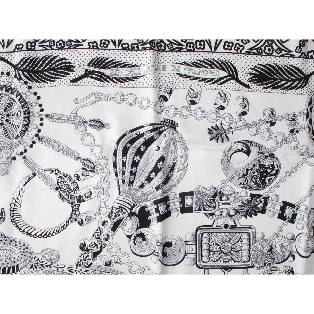Hermes Zenobie Reine de Palmyre by Annie Faivre Twill 90