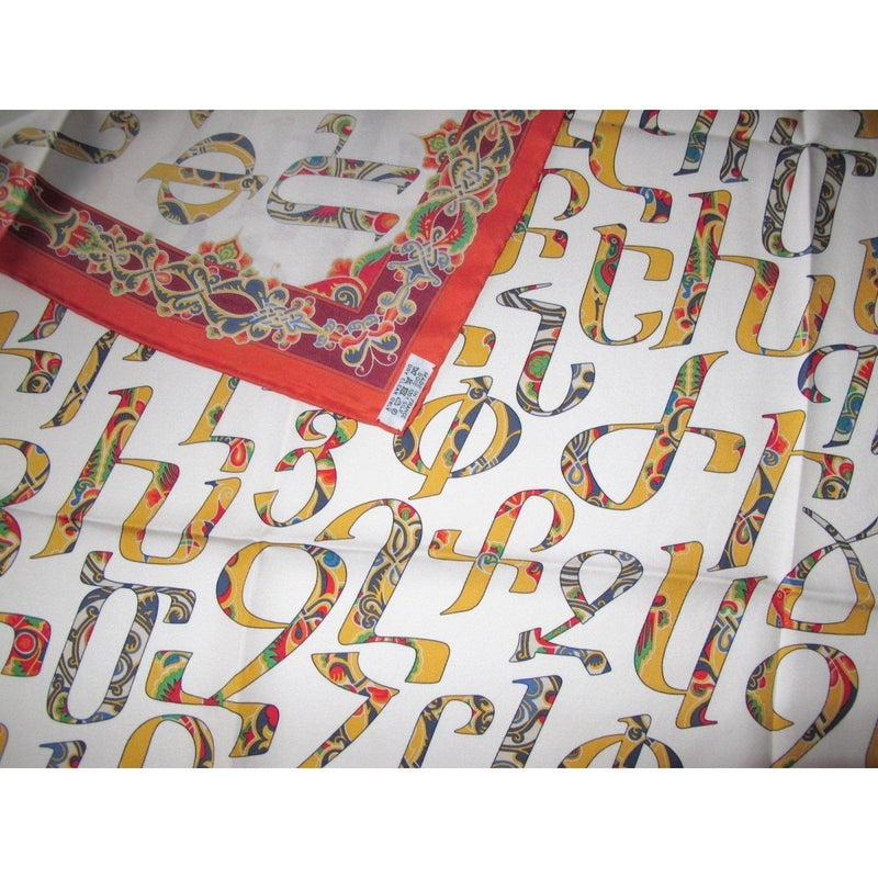 Hermes 2015 Limited White/Red Lettres Erevan by Karen Petrossian Twill 90, Box! - poupishop