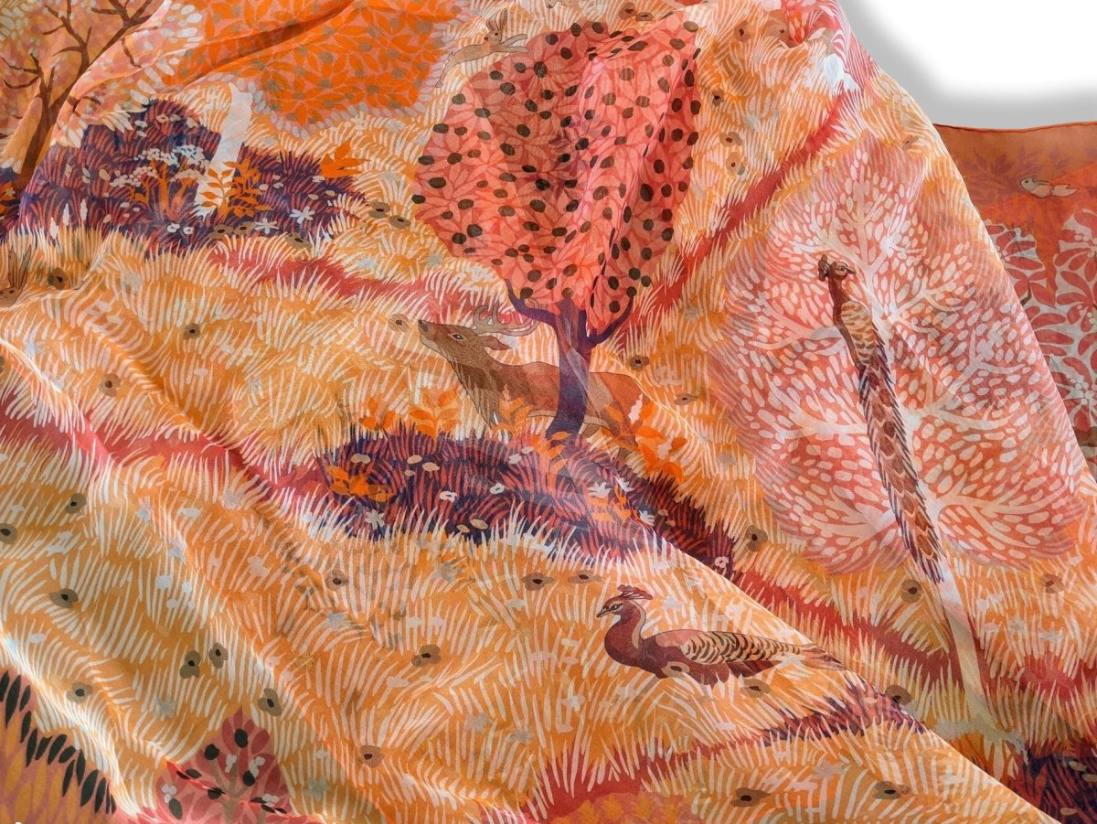 Hermes 2015 Orange/Multi DANS UN JARDIN ANGLAIS by Alice Shirley Mousseline 140 RARE, Mint in Box!
