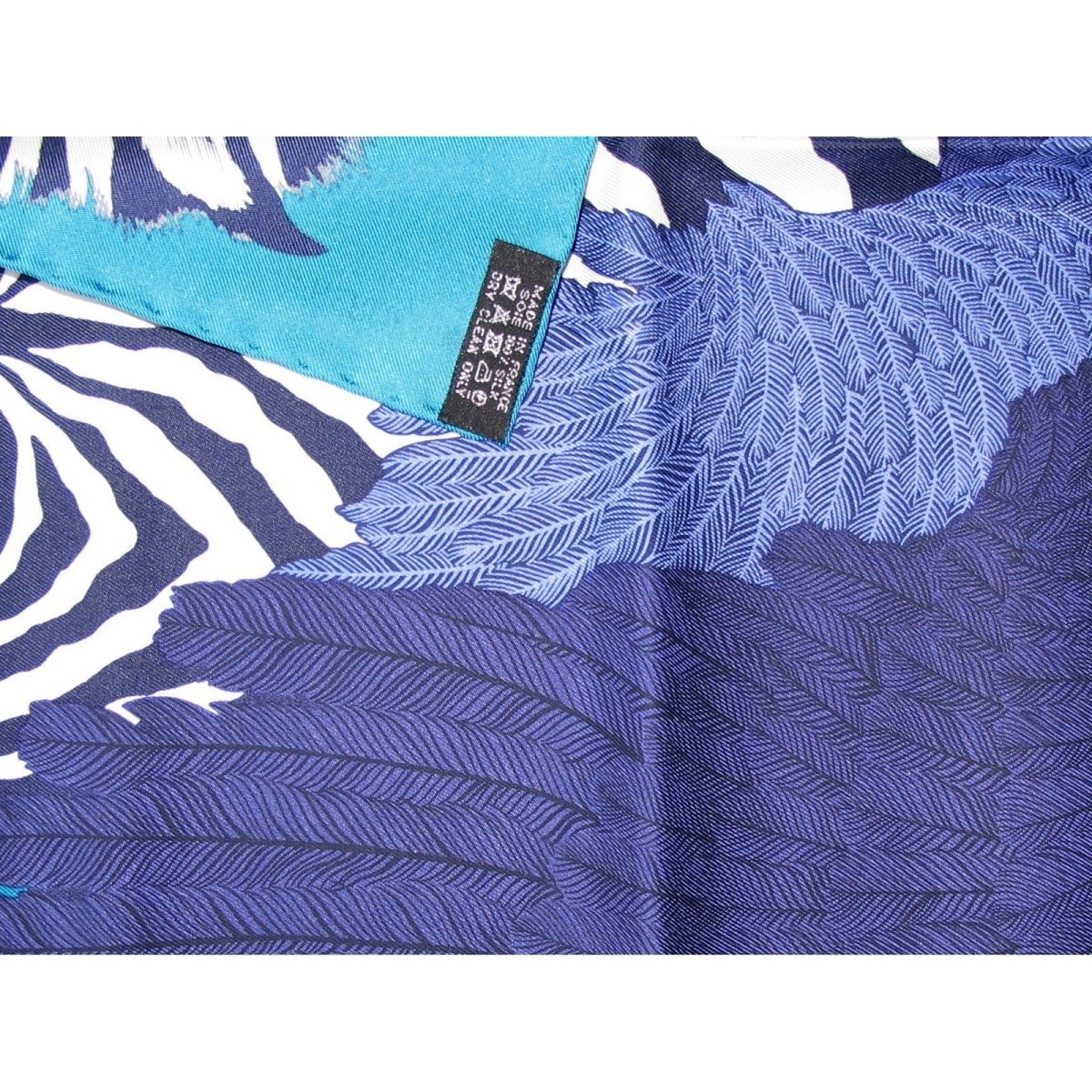 Hermes Zebra Pegasus Metamorphose des Objets Twill Gavroche 42cm