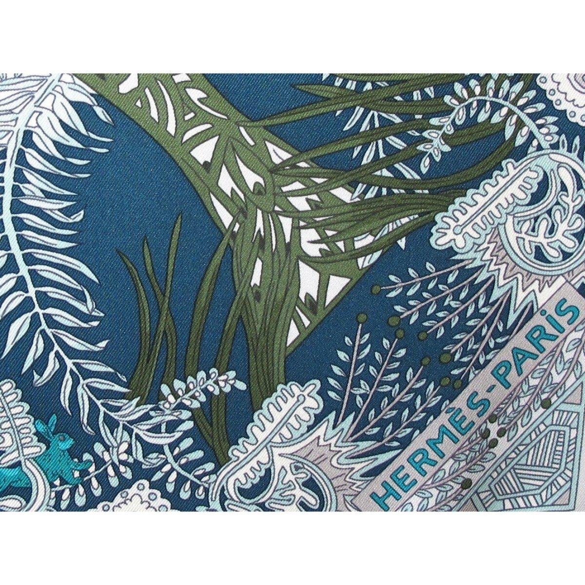 Hermes Maitres de la Foret by Annie Faivre Twill 90