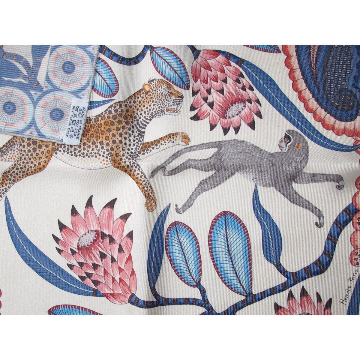 Hermes The Savana Dance Pocket Scarf Gavroche Twill 45