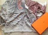 Hermes 2016 Gris Chiné/Rose/Ardoise PANTHERA PARDUS by Robert Dallet Cashmere Shawl 140, NIB! - poupishop