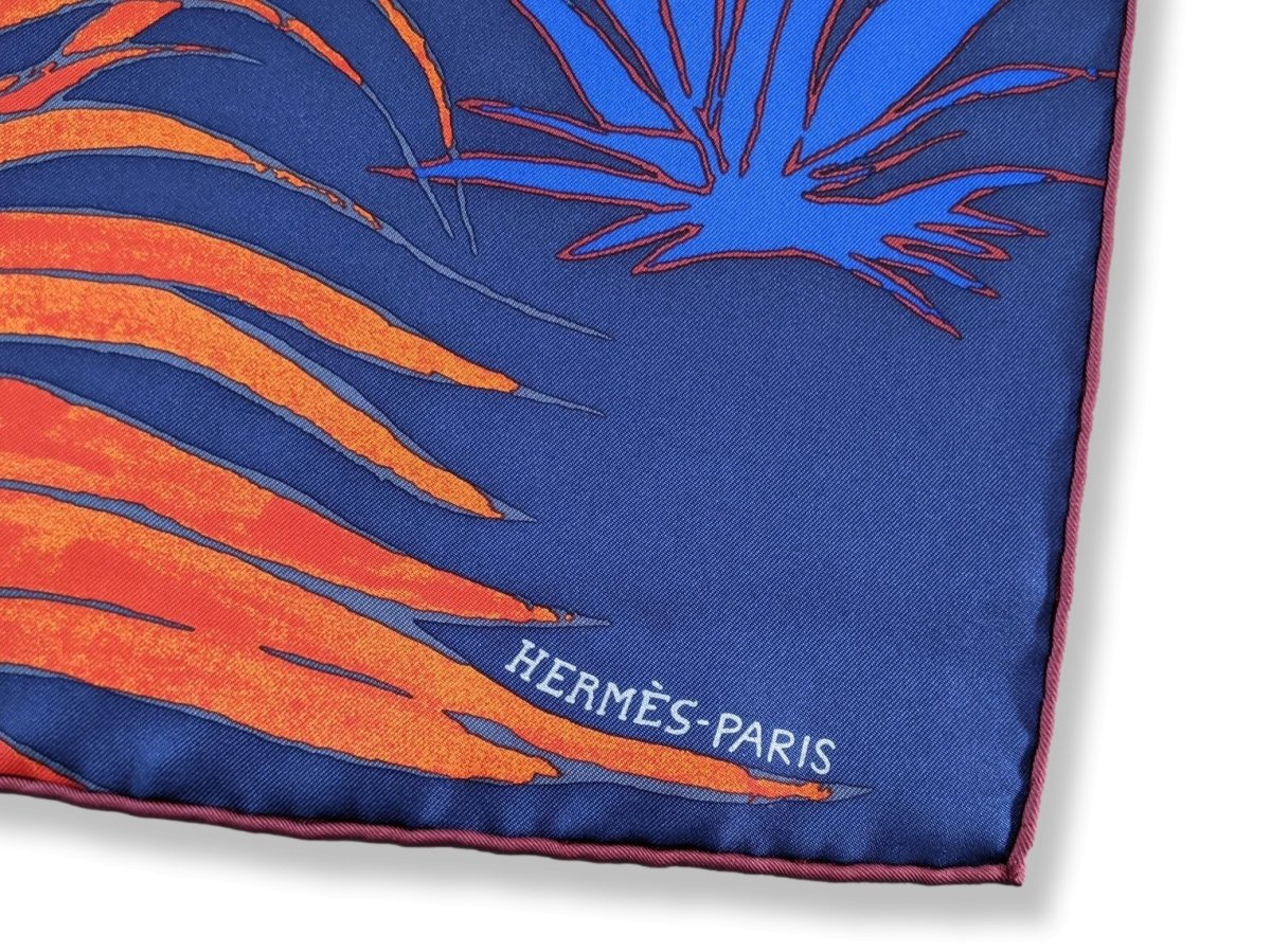 Hermes 2016 Night Blue Grey Brick AU BOUT DU MONDE by Antoine Carbonne Twill 90, New in Box!