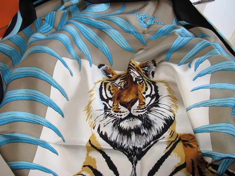 Vintage Hermes Silk Scarf Carre Le Tigre Royal Tiger Christiane Vauzelles  R32792