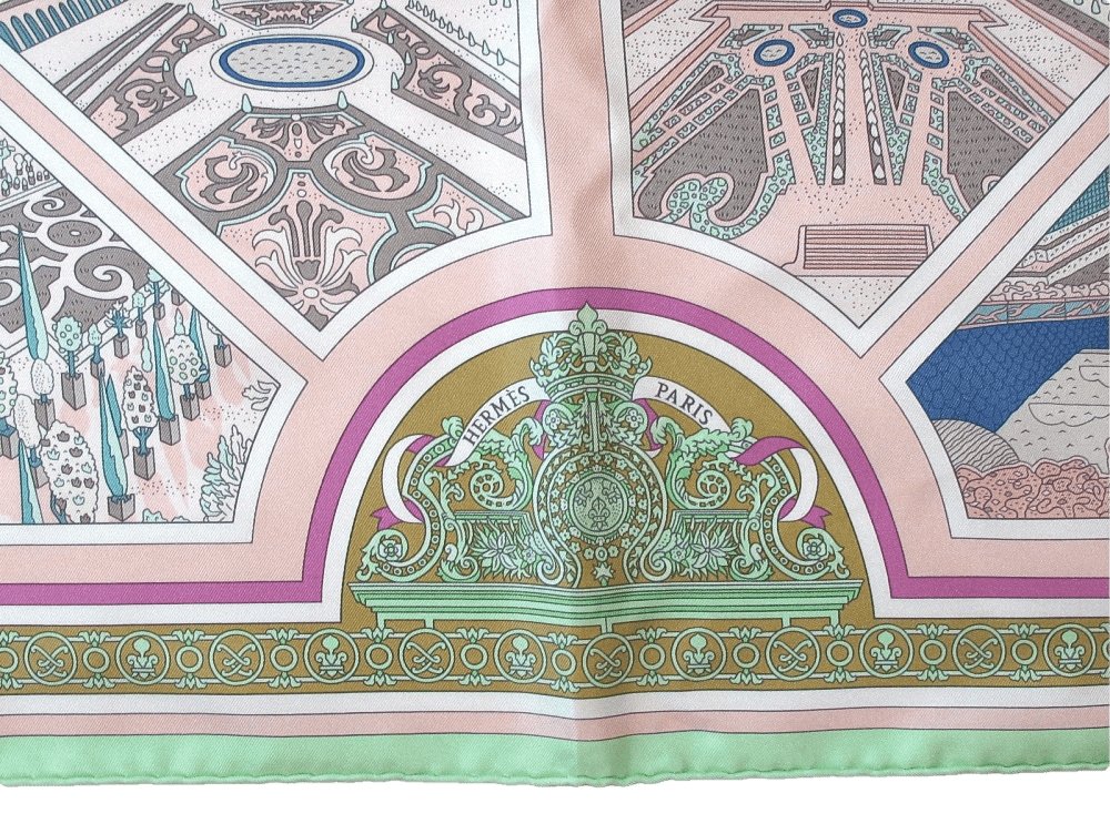 Hermes Flanerie a Versailles by Pierre Marie Twill 90