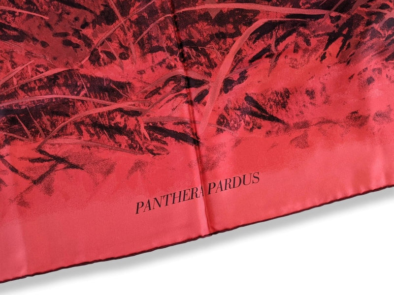 Hermes 2016 Rouge PANTHERA PARDUS by Robert Dallet 100% Plume Silk Twill Giant Scarf 140, 