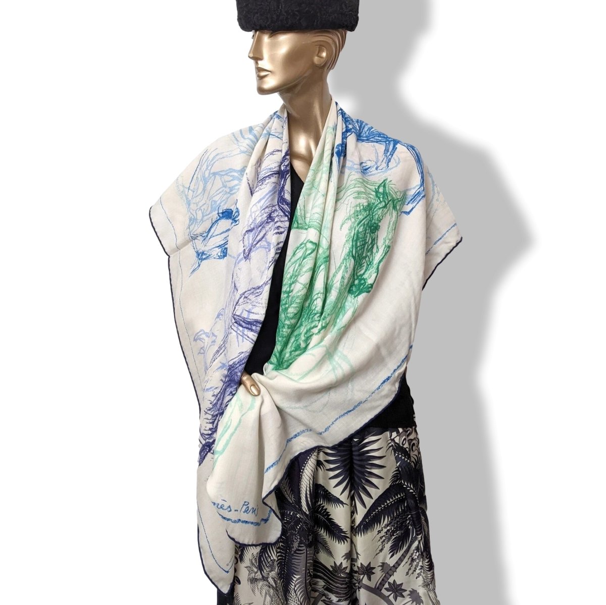 Hermes 2017 Blanc/Bleu/Vert PIROUETTES AU GALOP by Jean-Louis Sauvat Cashmere Shawl 140, New! - poupishop