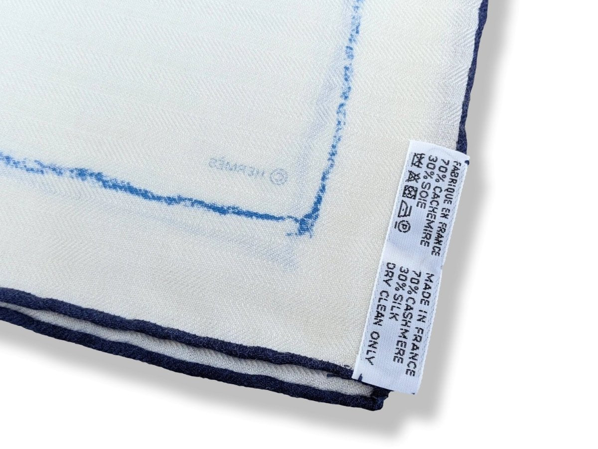 Hermes 2017 Blanc/Bleu/Vert PIROUETTES AU GALOP by Jean-Louis Sauvat Cashmere Shawl 140, New! - poupishop