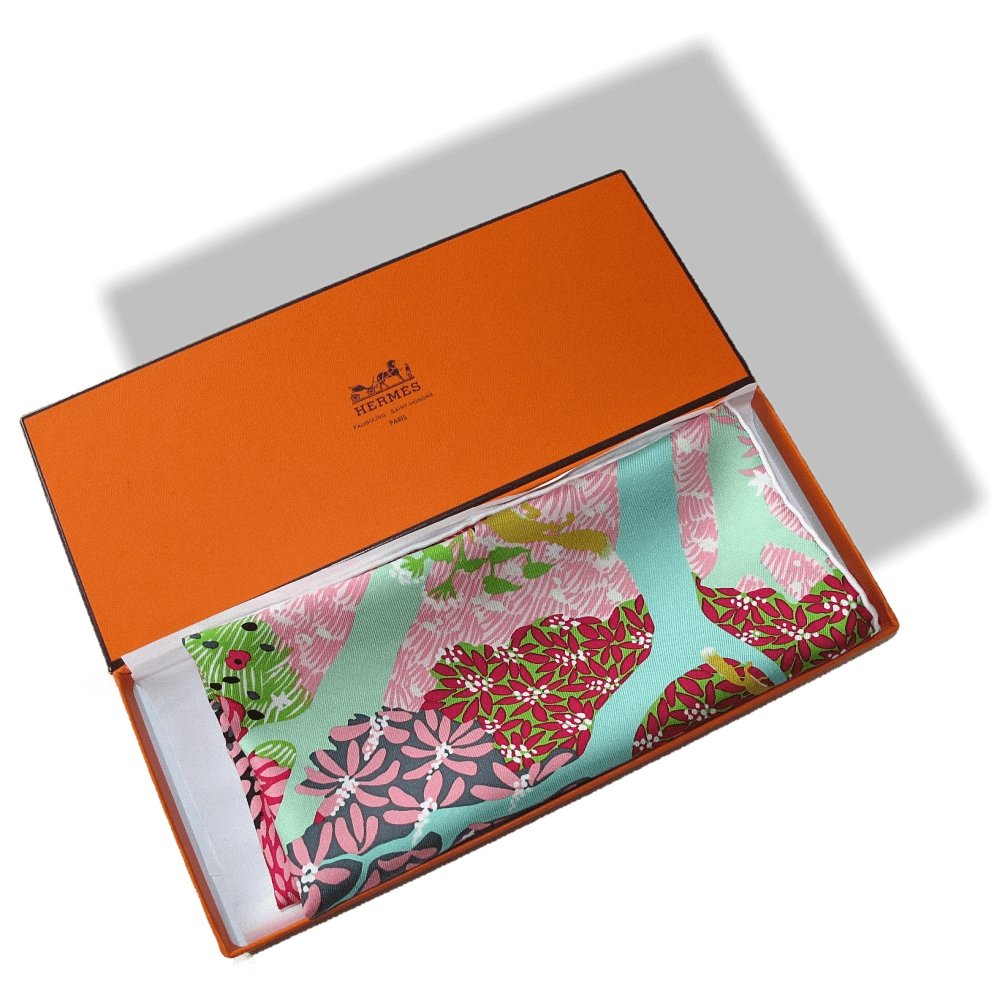 Hermes 2017 Dans un Jardin Anglais by Alice Shirley Gavroche Pocket Scarf 45, NIB! - poupishop