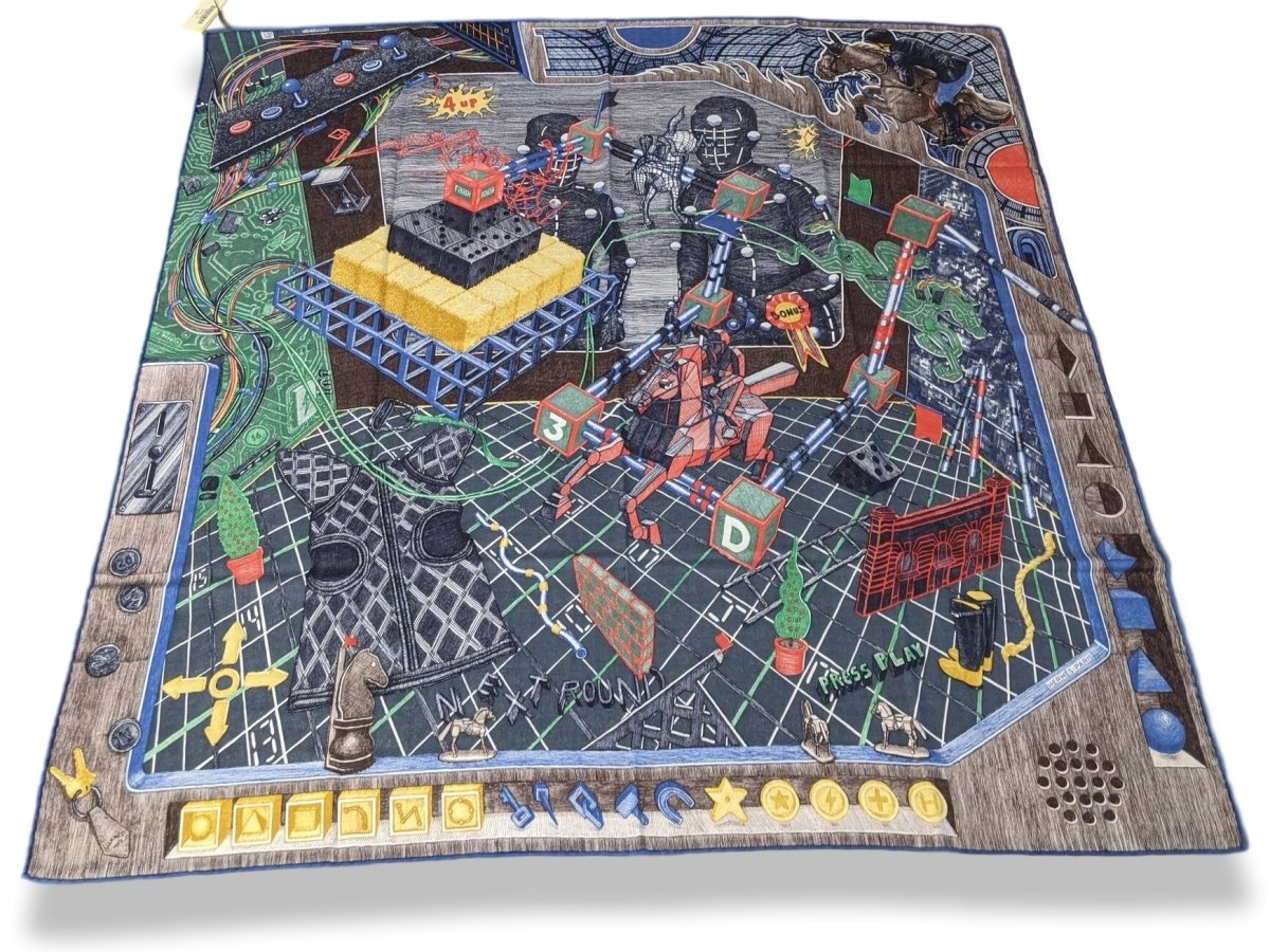 Hermes 2018 Anthracite/Rouge/Vert THE GAME by Elia Kofuros 70% Cashmere/30% Silk Carre H 100 cm, BNWT! - poupishop