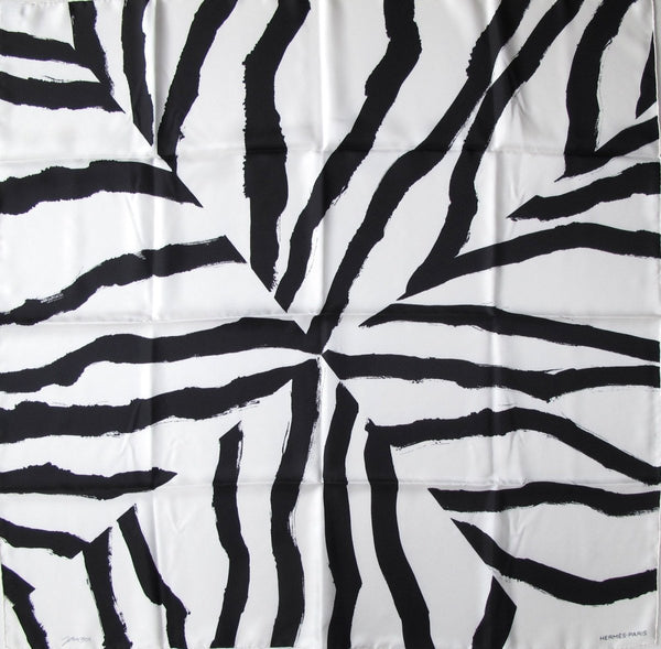 Hermes 2018 Black and White Rosace de Janos Ber Artistic Twill 90cm Scarf, NIB! - poupishop