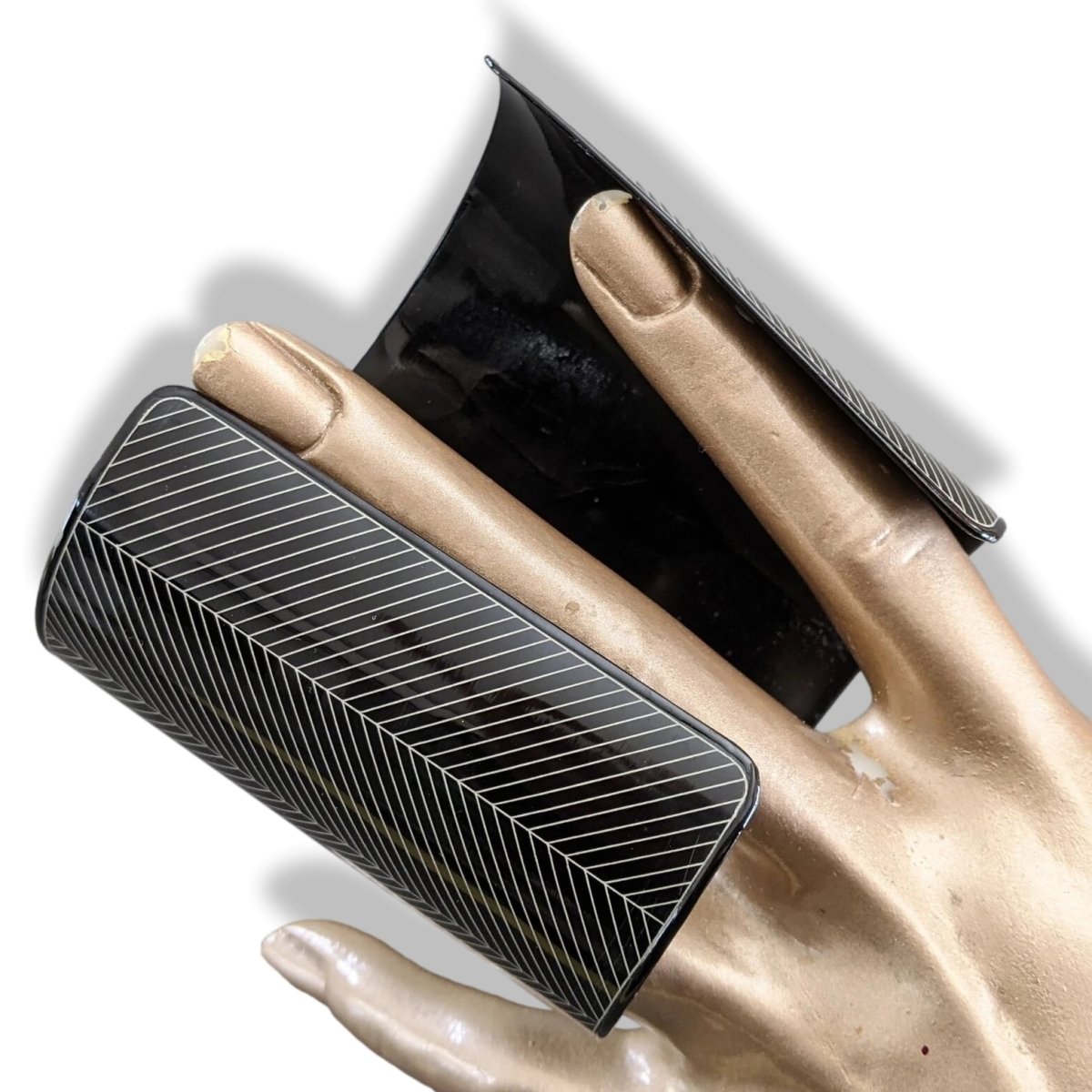 Hermes 2018 Black/Silver Resine Manchette CHEVRON Bracelet All Sizes, New and Incredible! - poupishop