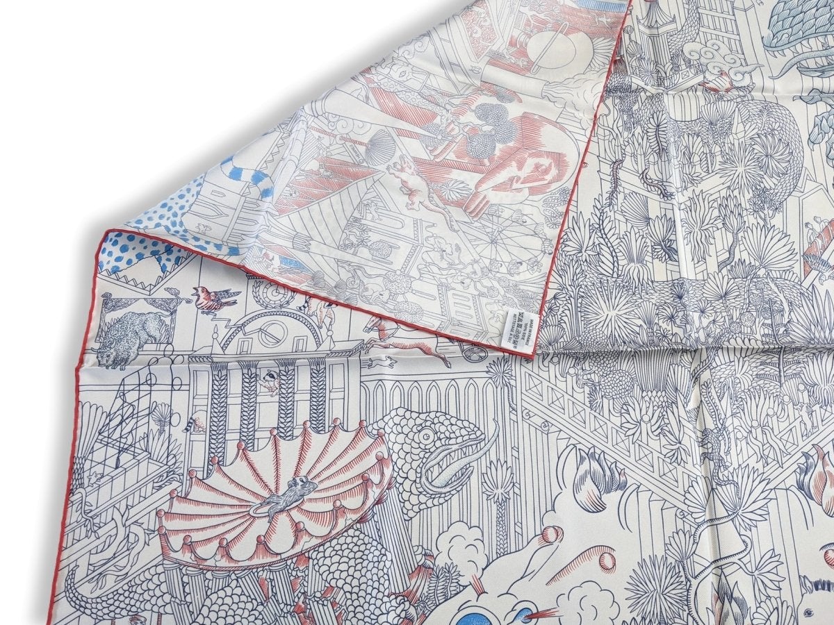 Hermes 2018 Blanc/Bleu Azur/Rouge ANIMAPOLIS by Jan Bajtlik Twill scarf, NIB! - poupishop
