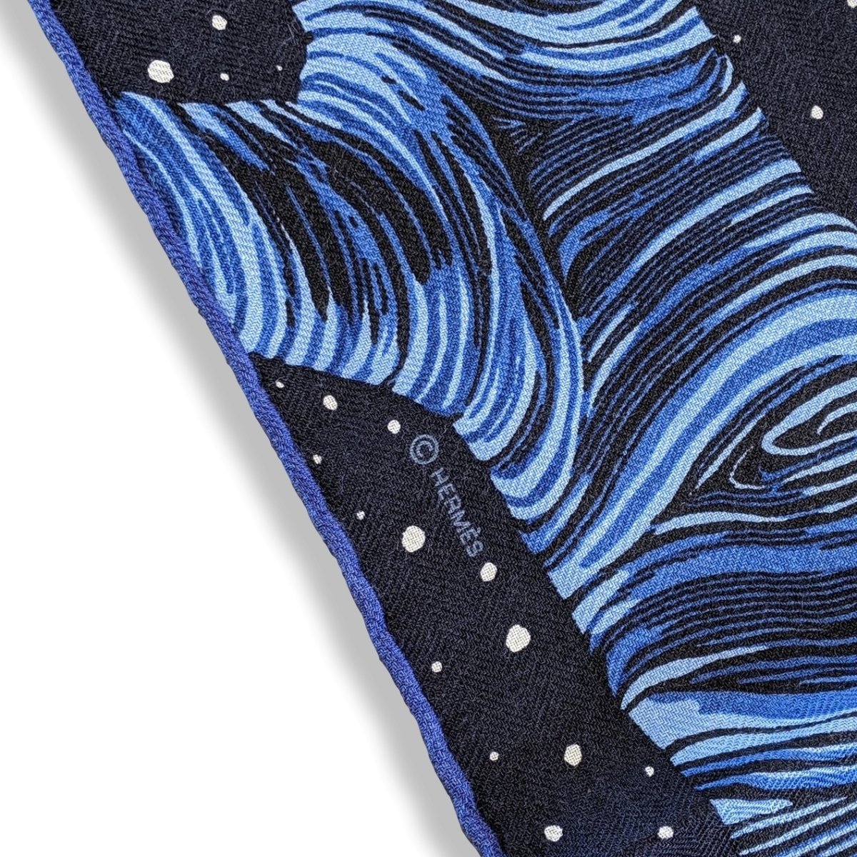 Hermes 2018 Bleu Marine/Azur/Ciel AWOOOOO by Alice Shirley 70% Cashmere/30% Silk Carre H 100 cm, BNWT! - poupishop