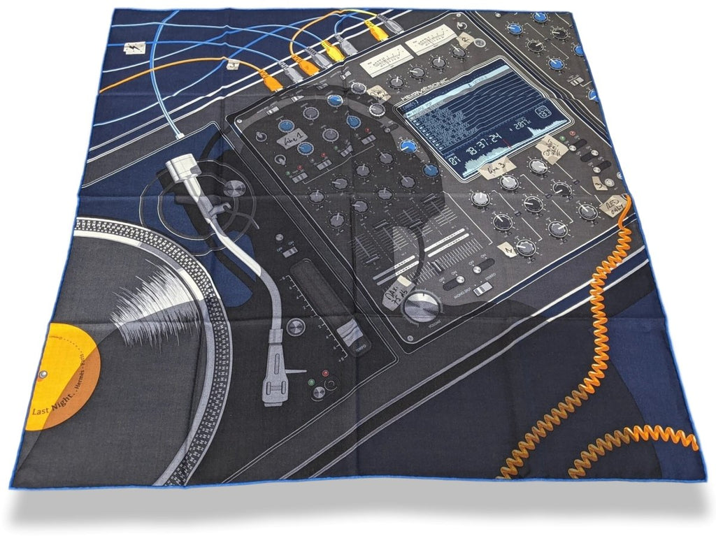 Hermes 2018 Marine/Anthracite/Orange LAST NIGHT by Dimitri