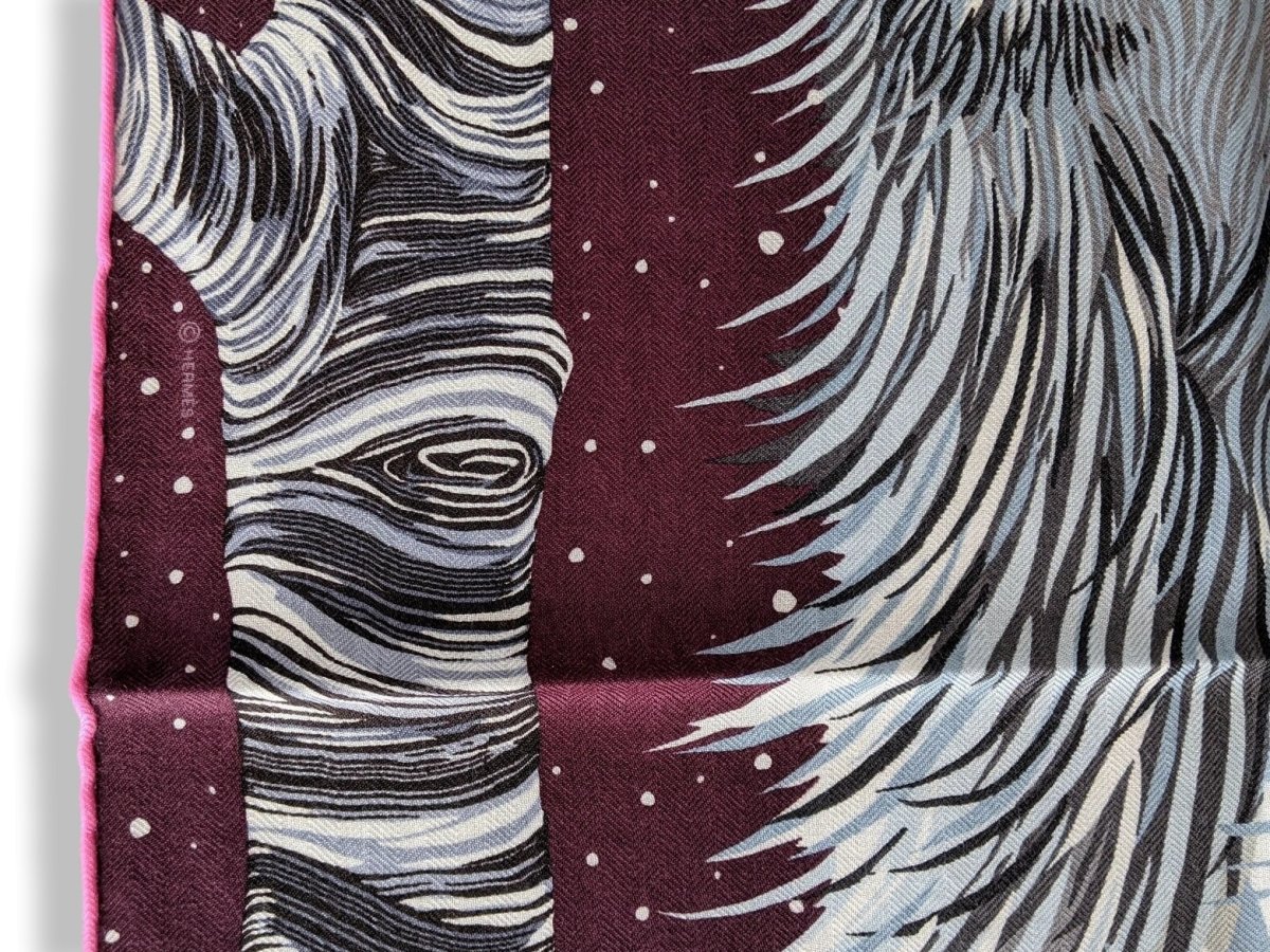 Hermes 2018 Plum/Grey/Ice Blue AWOOOOO by Alice Shirley 70% Cashmere/30% Silk Carre H 100 cm, BNWT!