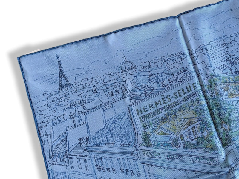 Hermes 2019 Bleu Azur/Bleu Jeans UN JARDIN SUR LE TOIT Gavroche Twill Carre 45 CM, BNWTIB!