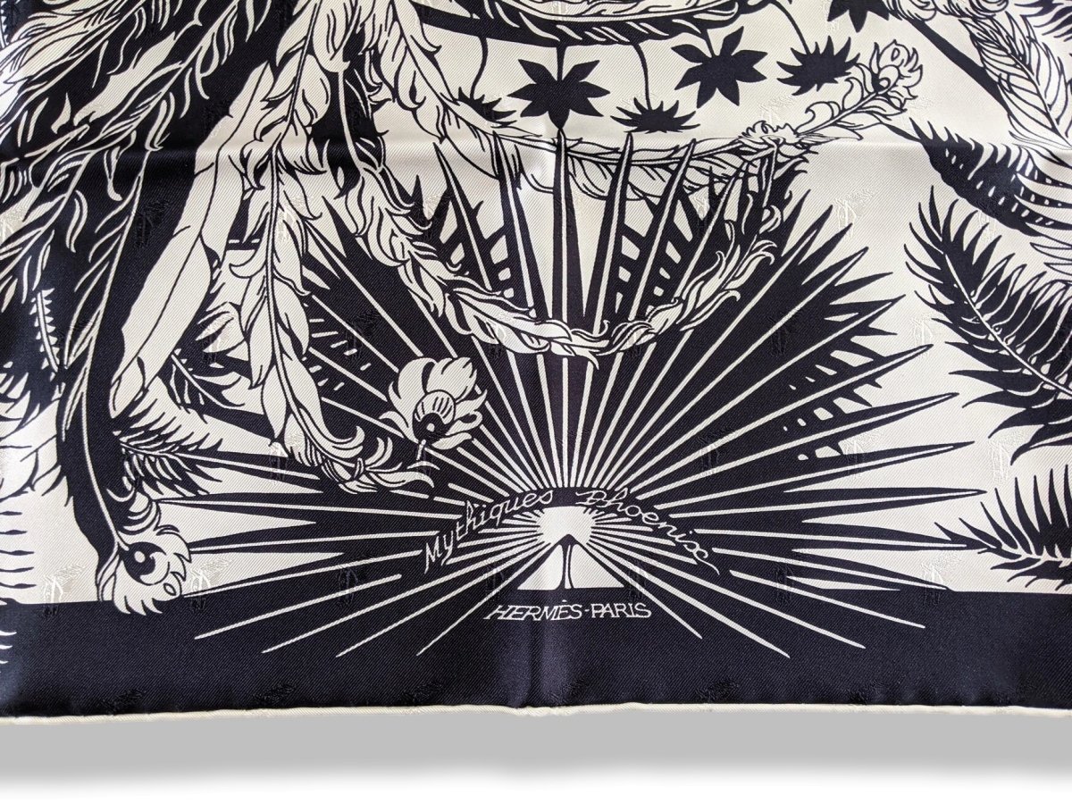 Hermes 2019 Rare Black Blue/White MYTHIQUES PHOENIX Jacquard Twill Silk Carre 70 cm, BNWTIB!