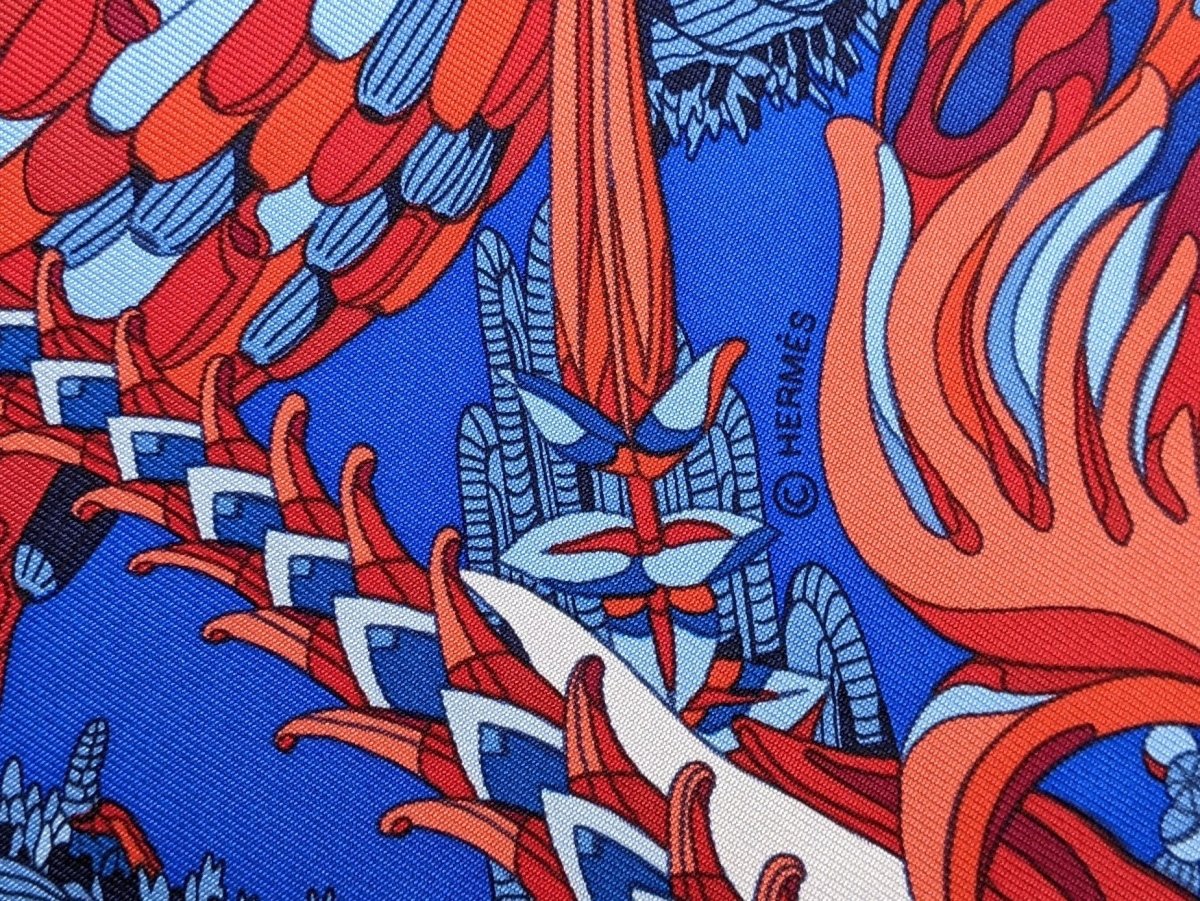 Hermes 2020 Bleu Royal/Rouge/Blanc "Fantaisues Botaniques Detail" by Virginie Jamin Twill Gavroche 45 cm, BNWT!