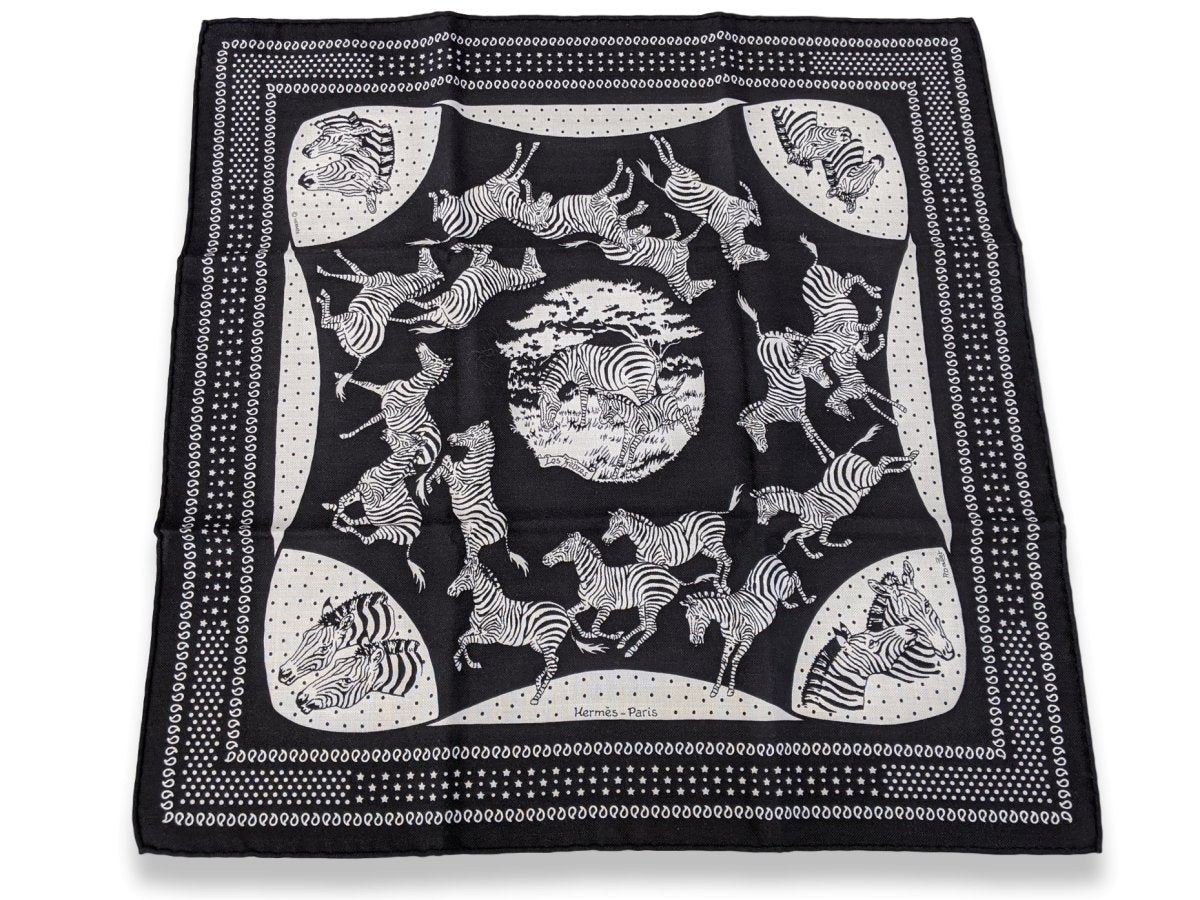 Hermes 2020 Noir/Blanc/Noir LES ZEBRES Zebras Cashmere Bandana 55, BNWT!