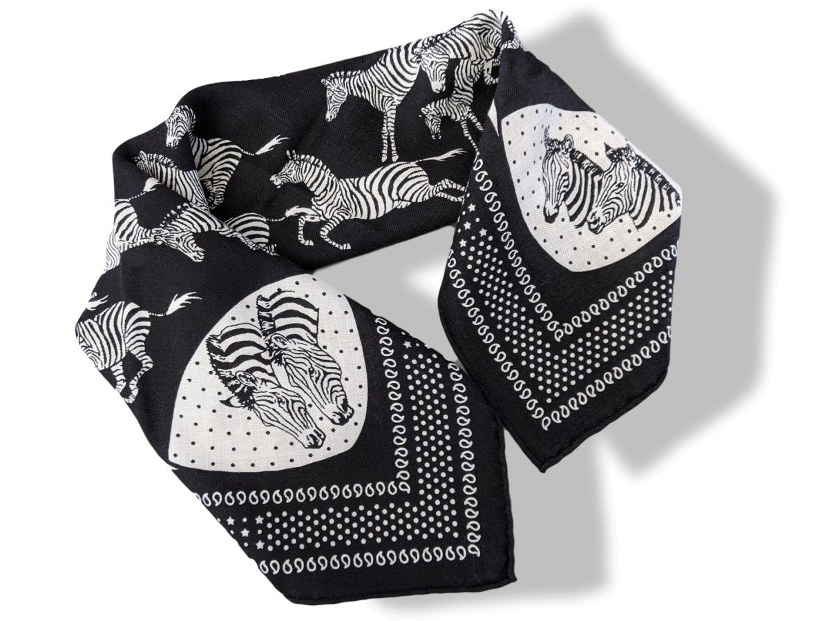 Hermes 2020 Noir/Blanc/Noir LES ZEBRES Zebras Cashmere Bandana 55, BNWT!