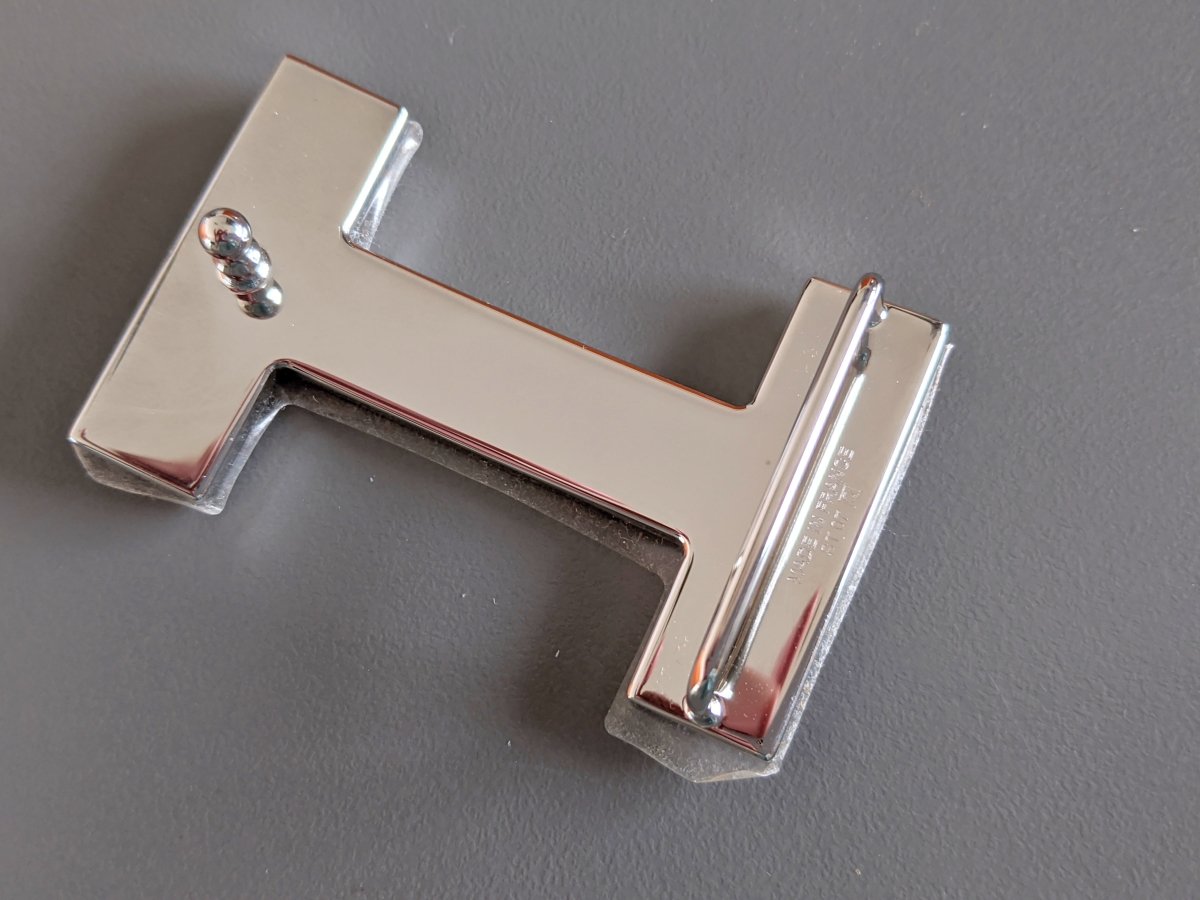 Hermes [66] Caramel Ochre Lacquered Enamel & Palladium QUIZZ Belt Buckle H 32 mm, New with Pochette! - poupishop