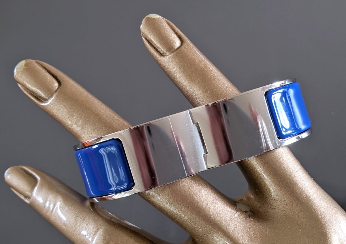 Hermes [76] Cobalt Blue Enamel & Palladium AG CLIC CLAC H Wide Bangle Bracelet Sz PM, BNIB! - poupishop