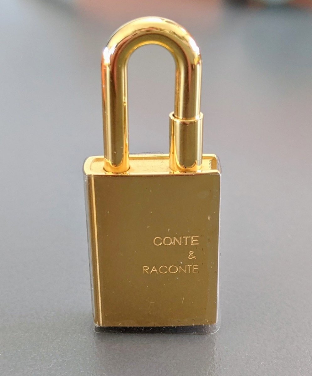 Hermes [77] CONTE ET RACONTE Cadenas Lock Charm GHW, Brand New with Pouch in Box! - poupishop