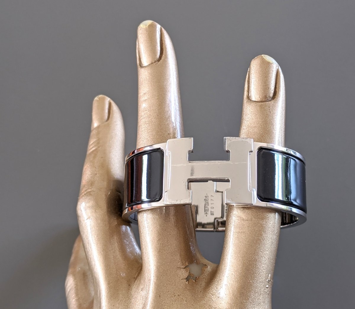 Hermes [78] Black Enamel & Palladium AG CLIC CLAC H Wide Bangle Bracelet Sz PM, BNIB! - poupishop