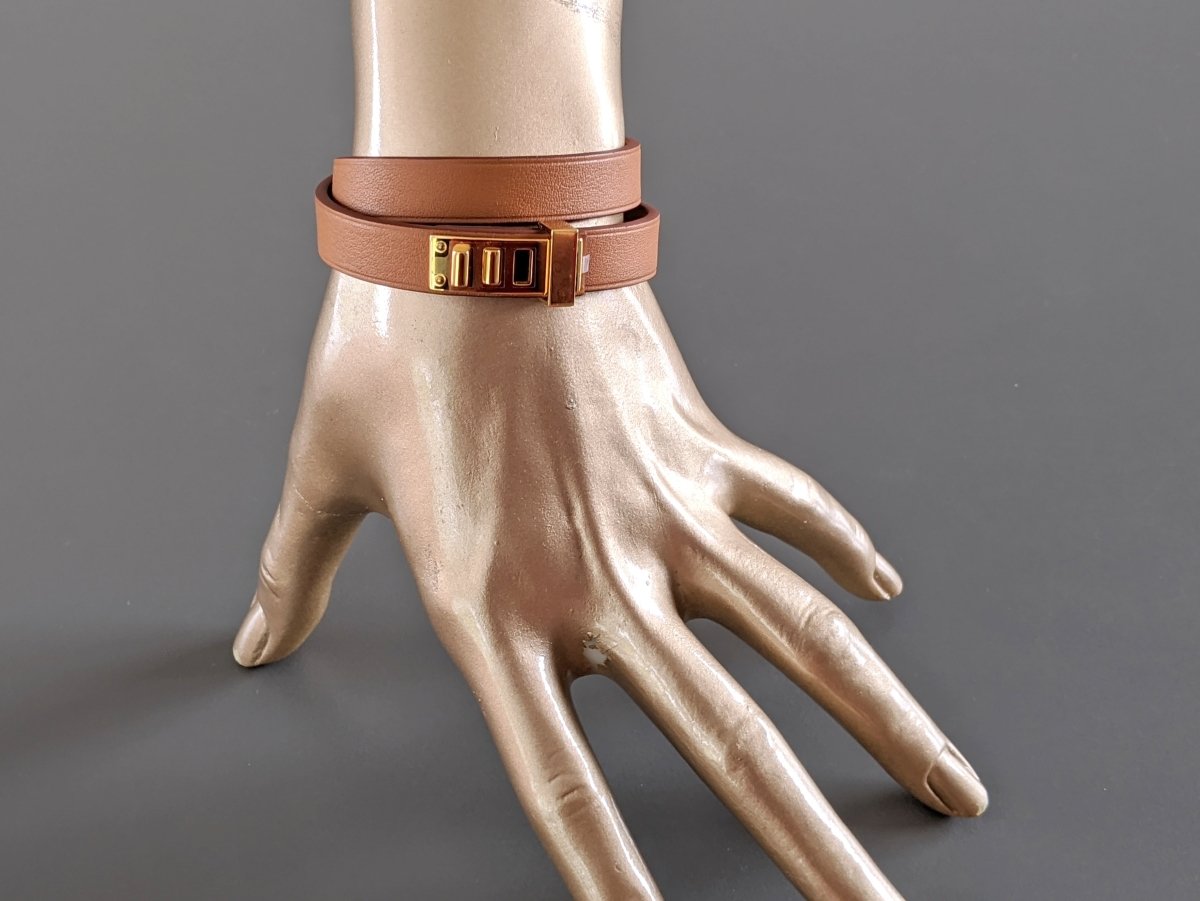 Hermes [85] Unisex Gold Swift Calfskin MINI DOG DOUBLE TOUR Bracelet Sz T4, BNIB! - poupishop