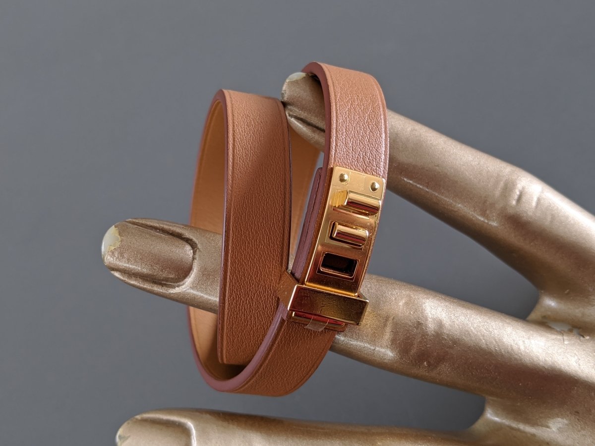 Hermes [85] Unisex Gold Swift Calfskin MINI DOG DOUBLE TOUR Bracelet Sz T4, BNIB! - poupishop