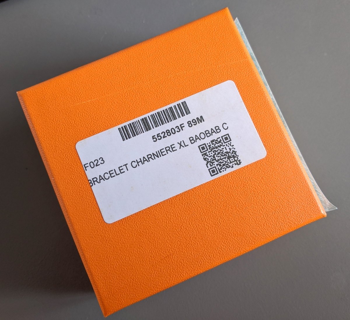Hermes [92] Faux Grey Enamel/Gold BAOBAB CAT CHARNIERE XL Bangle Bracelet Sz M, BNIB! - poupishop
