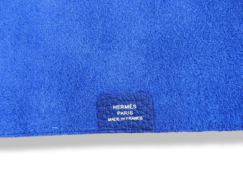 Hermes Pleiade Tissue Box Large Model Mahogany Blue Izmir Leather New –  Mightychic