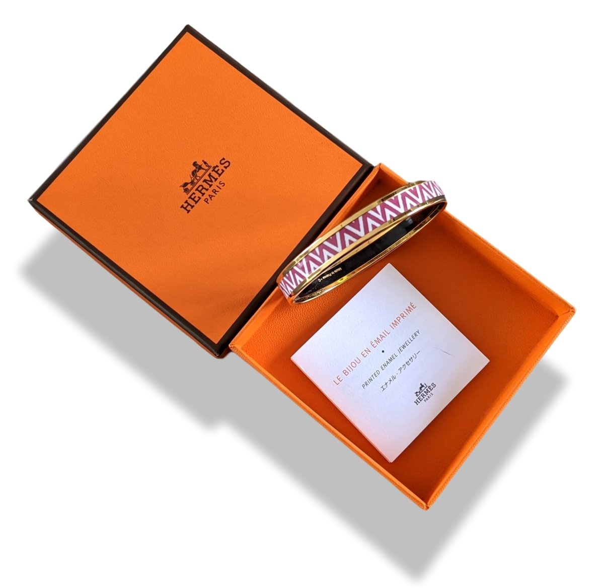 Hermes [94] Faux Gris/Gold Printed Enamel MANUFACTURE DE BOUCLERIES Bangle Bracelet Sz70, BNIB! - poupishop