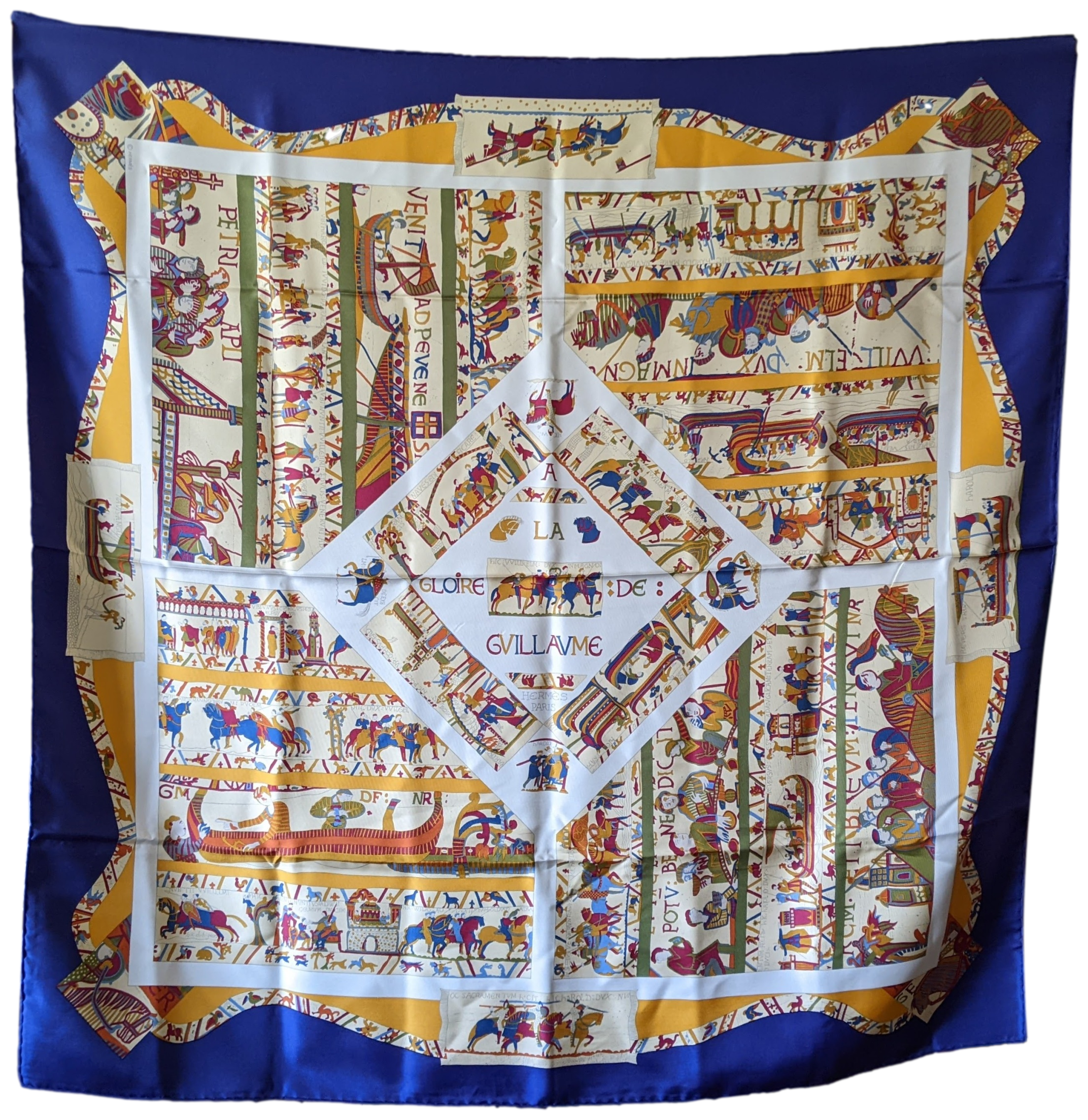 HERMES 1991 A LA GLOIRE DE GUILLAUME Twill Silk Scarf 90 