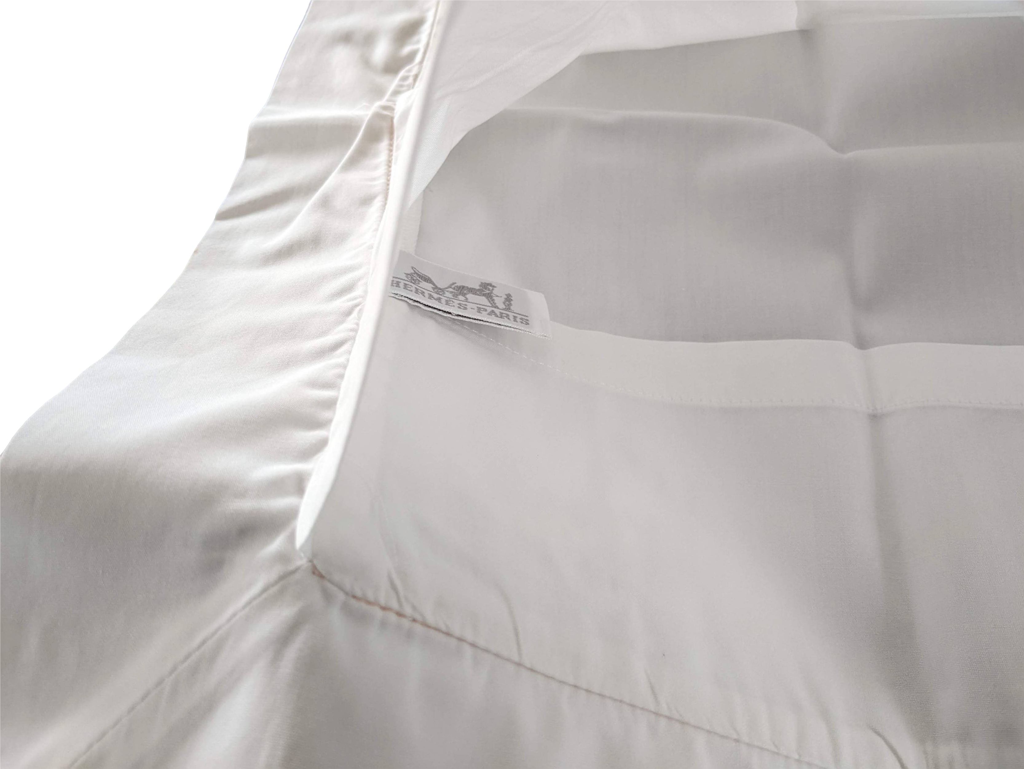 Hermes Blanc/Rose Trim Parure de Berceau " Adada " Crib Set