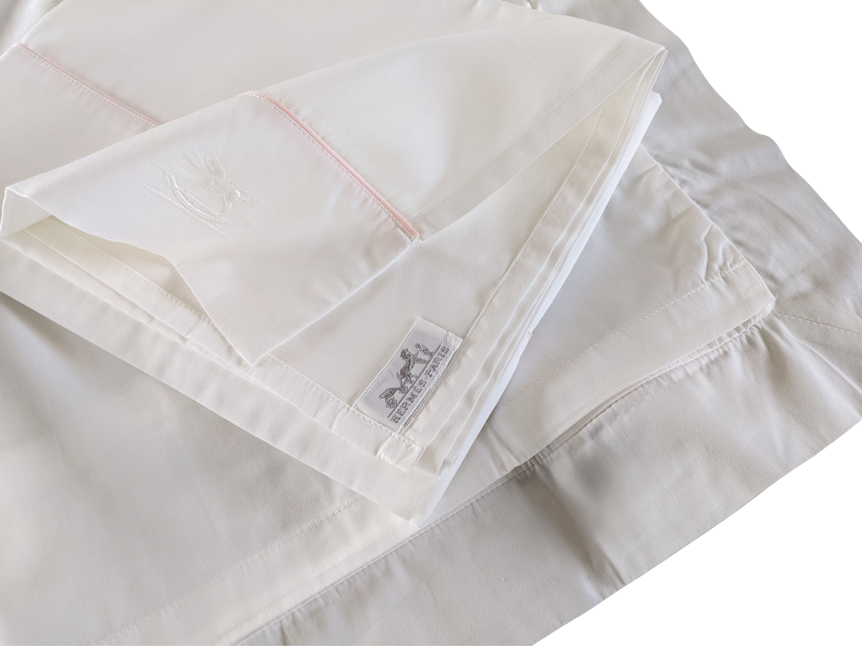 Hermes Blanc/Rose Trim Parure de Berceau " Adada " Crib Set
