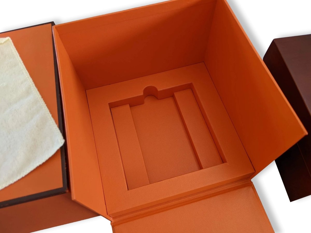 Hermes B02 Luxurious Precious Mahogany Wood Watch Box, Impressive Model, New!