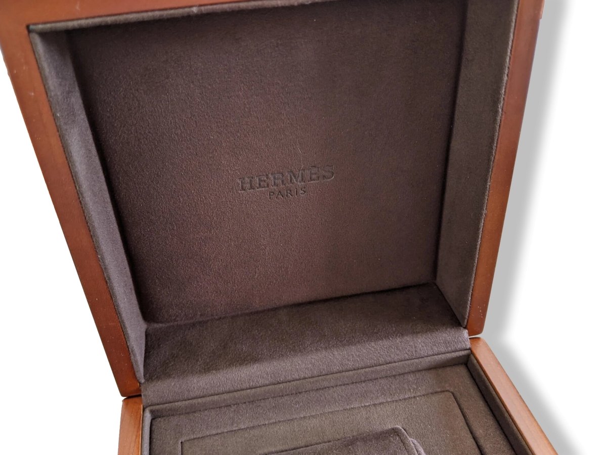 Hermes B02 Luxurious Precious Mahogany Wood Watch Box, Impressive Model, New!